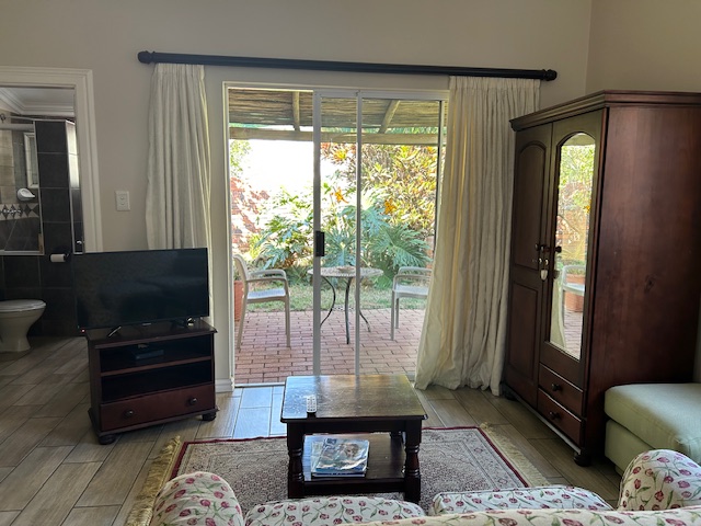 6 Bedroom Property for Sale in Herrwood Park KwaZulu-Natal