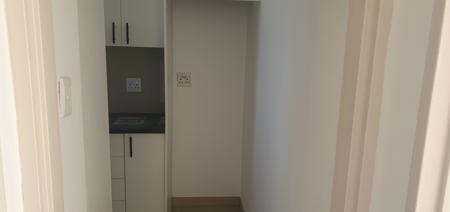 To Let 1 Bedroom Property for Rent in Bluff KwaZulu-Natal