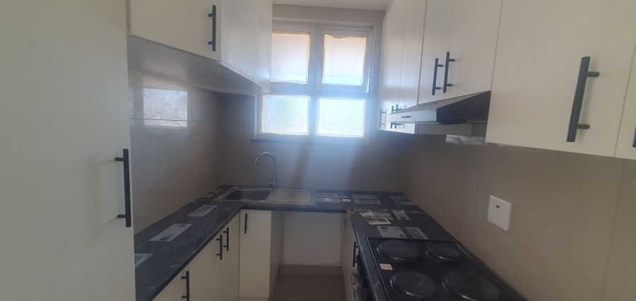To Let 1 Bedroom Property for Rent in Bluff KwaZulu-Natal