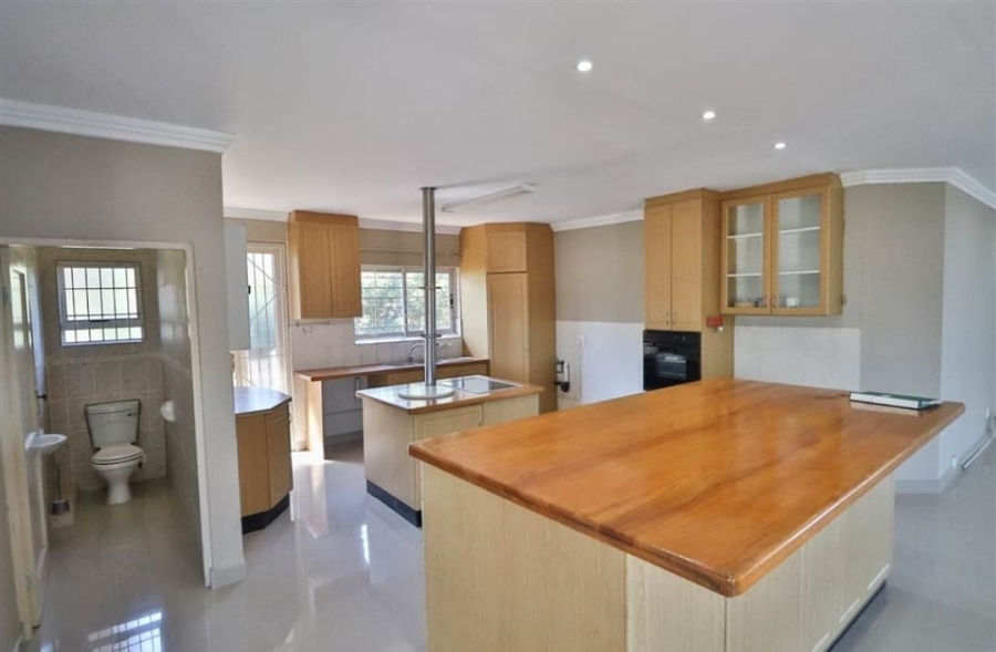 To Let 3 Bedroom Property for Rent in Athlone Park KwaZulu-Natal