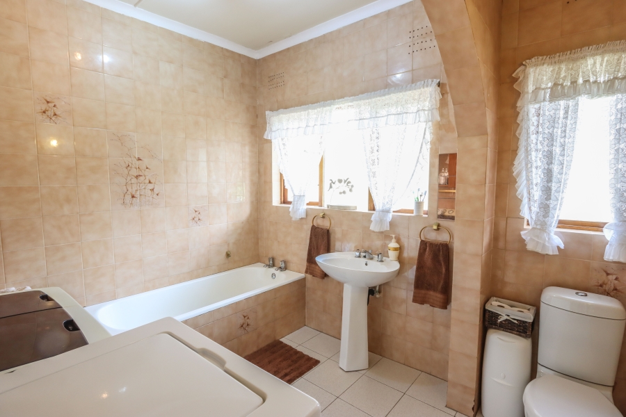5 Bedroom Property for Sale in Westville Central KwaZulu-Natal