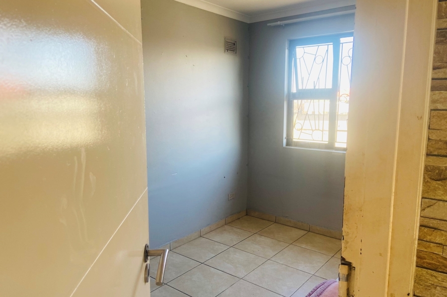 3 Bedroom Property for Sale in Orient Hills KwaZulu-Natal