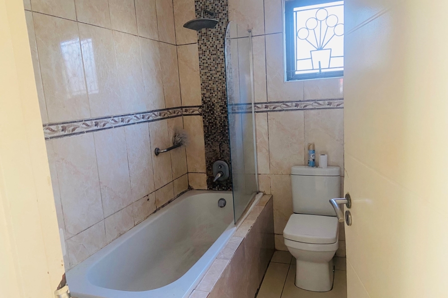 3 Bedroom Property for Sale in Orient Hills KwaZulu-Natal