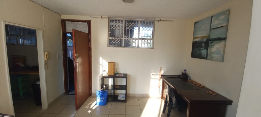 2 Bedroom Property for Sale in Essenwood KwaZulu-Natal