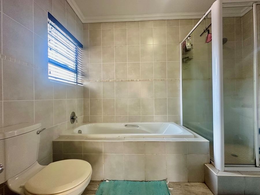 3 Bedroom Property for Sale in Seaward Estate KwaZulu-Natal
