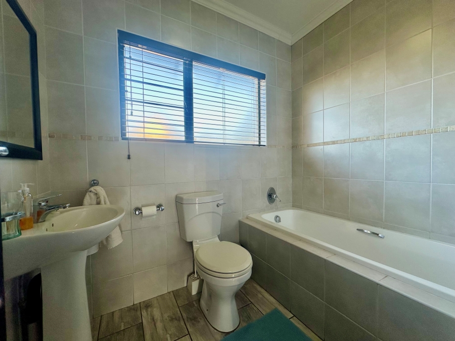 3 Bedroom Property for Sale in Seaward Estate KwaZulu-Natal