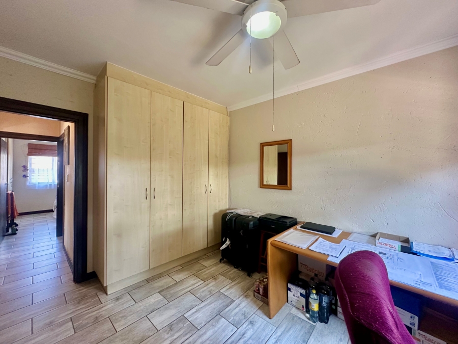 3 Bedroom Property for Sale in Seaward Estate KwaZulu-Natal