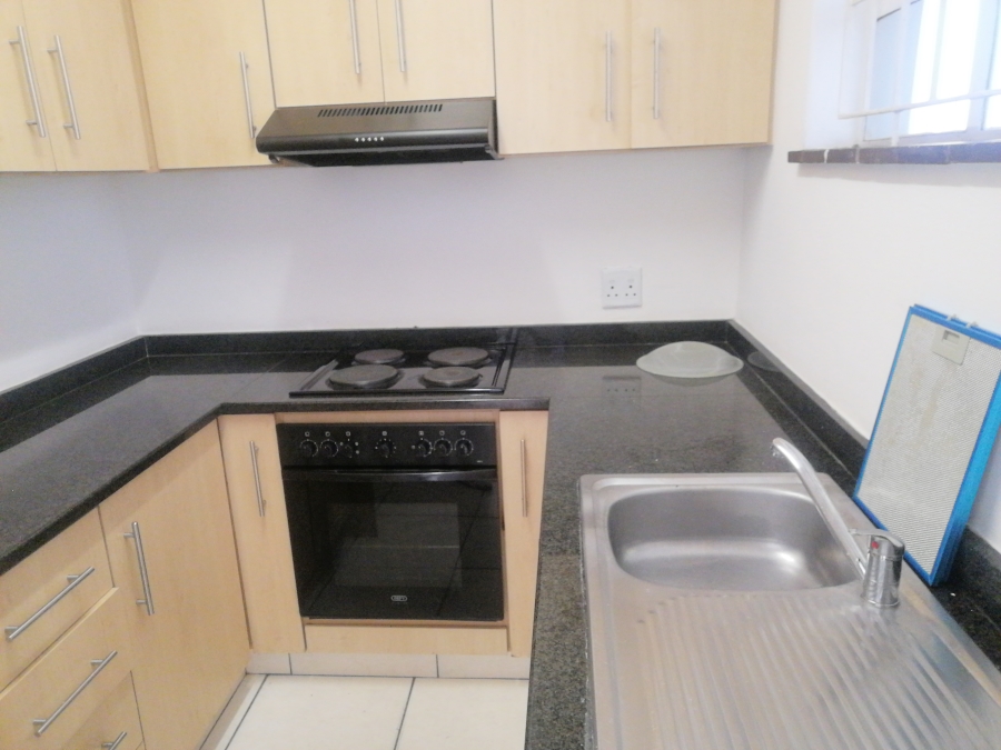 To Let 2 Bedroom Property for Rent in Westridge KwaZulu-Natal