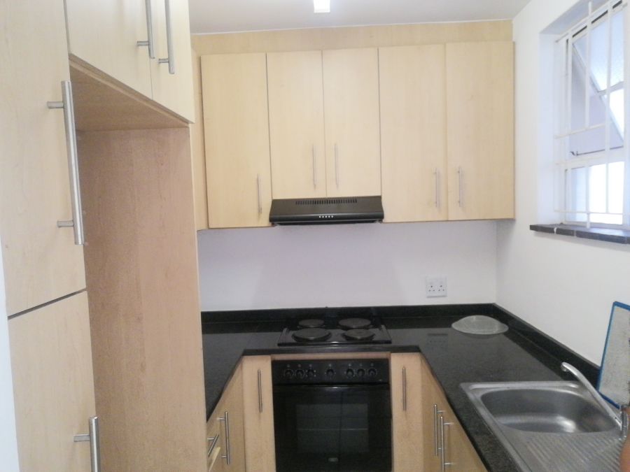 To Let 2 Bedroom Property for Rent in Westridge KwaZulu-Natal