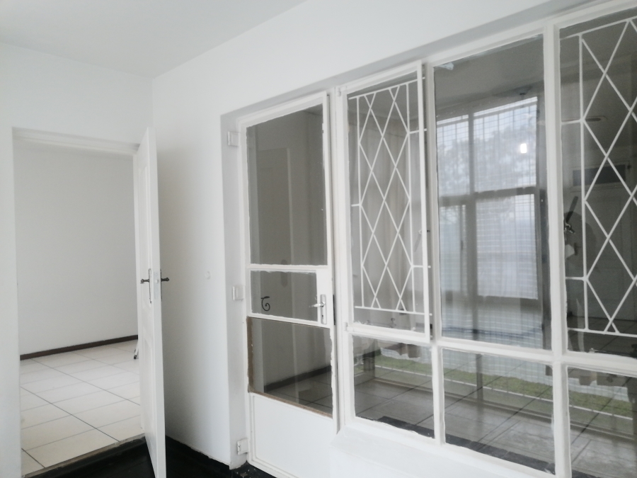 To Let 2 Bedroom Property for Rent in Westridge KwaZulu-Natal
