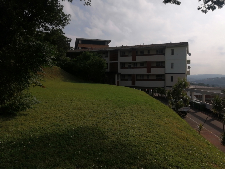 To Let 2 Bedroom Property for Rent in Westridge KwaZulu-Natal