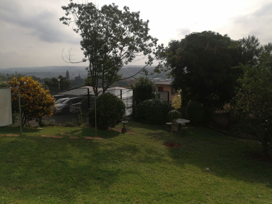 To Let 2 Bedroom Property for Rent in Westridge KwaZulu-Natal