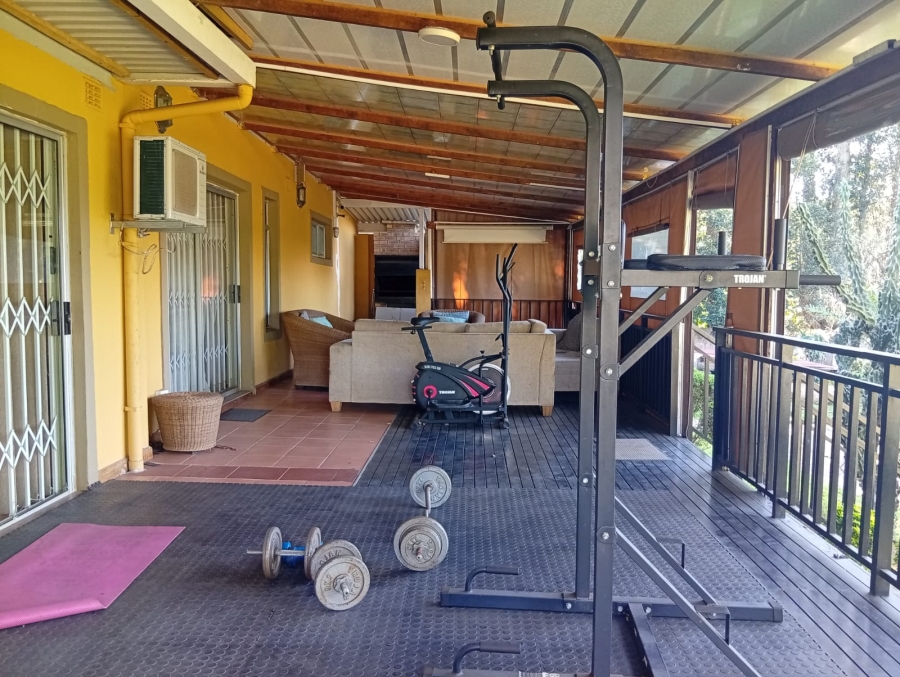 4 Bedroom Property for Sale in Kloof KwaZulu-Natal