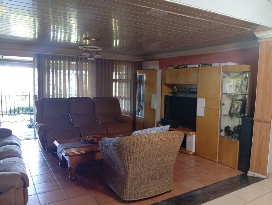 4 Bedroom Property for Sale in Kloof KwaZulu-Natal