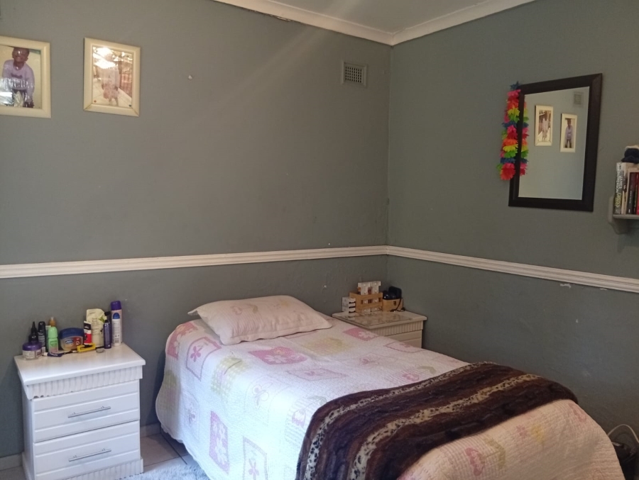 4 Bedroom Property for Sale in Kloof KwaZulu-Natal