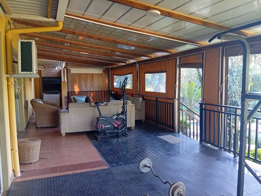 4 Bedroom Property for Sale in Kloof KwaZulu-Natal