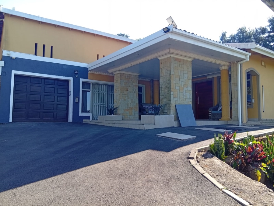 4 Bedroom Property for Sale in Kloof KwaZulu-Natal