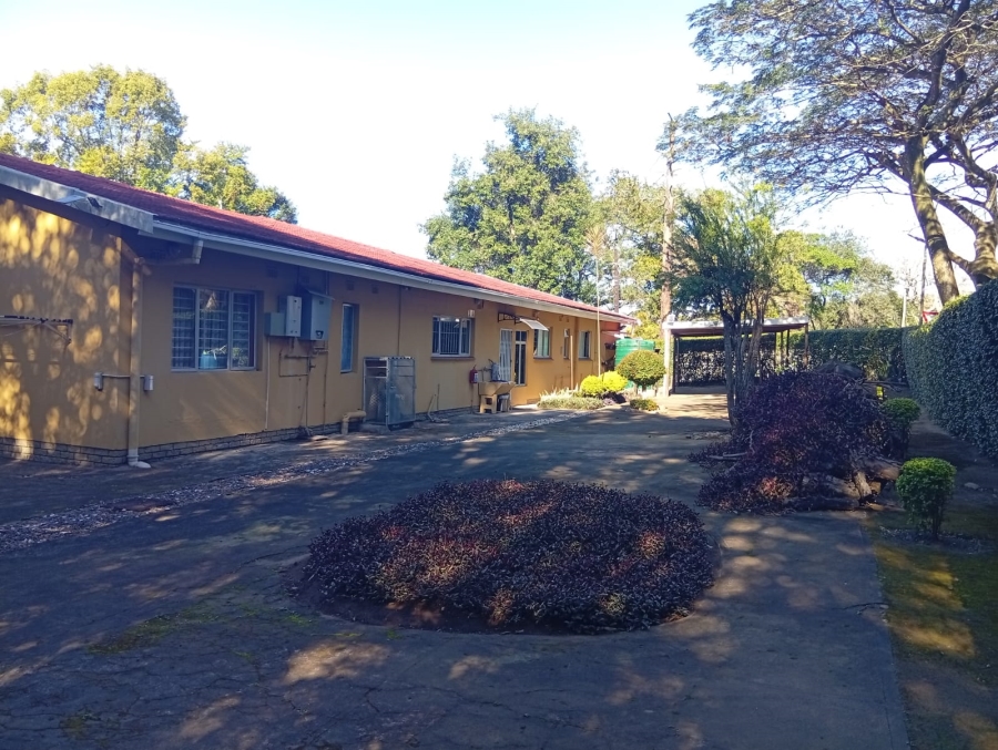 4 Bedroom Property for Sale in Kloof KwaZulu-Natal
