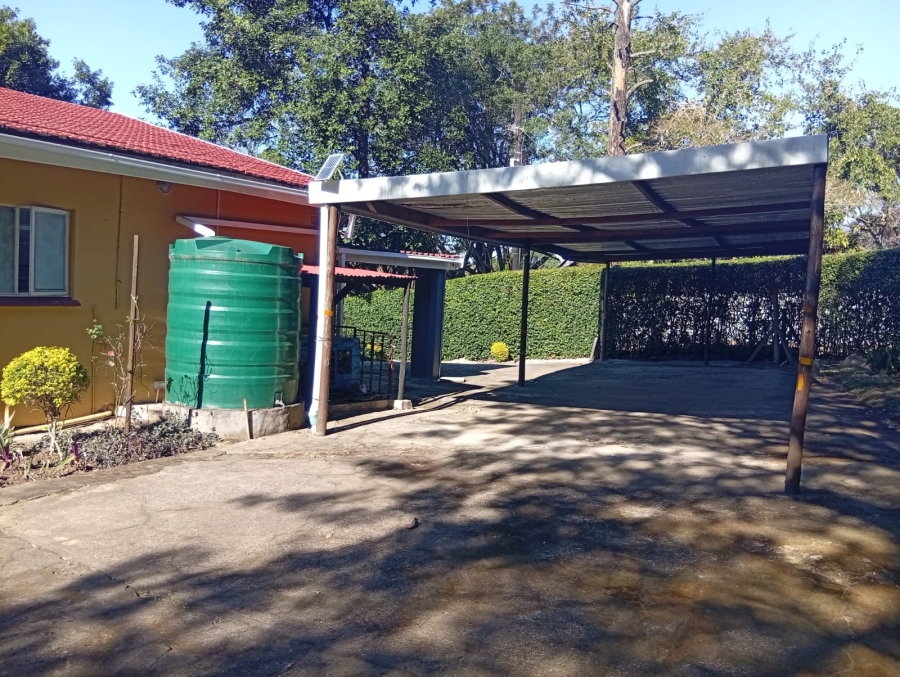 4 Bedroom Property for Sale in Kloof KwaZulu-Natal