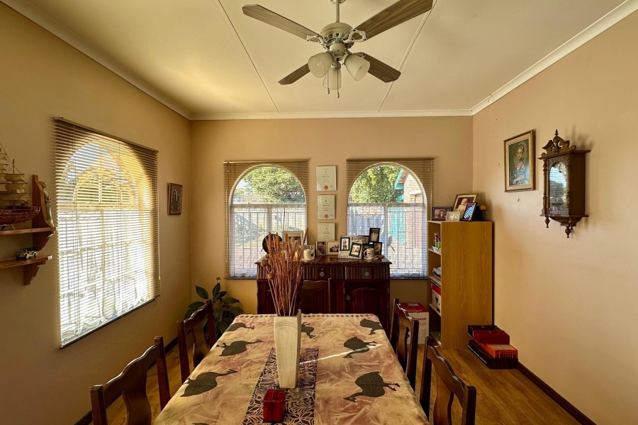 4 Bedroom Property for Sale in Aviary Hill KwaZulu-Natal