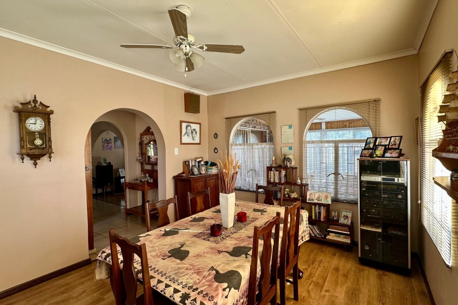 4 Bedroom Property for Sale in Aviary Hill KwaZulu-Natal