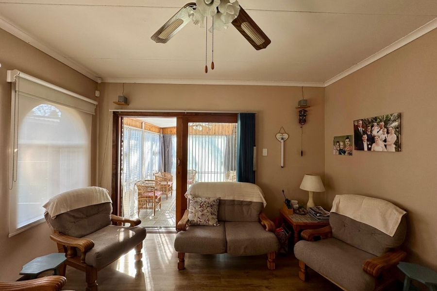 4 Bedroom Property for Sale in Aviary Hill KwaZulu-Natal