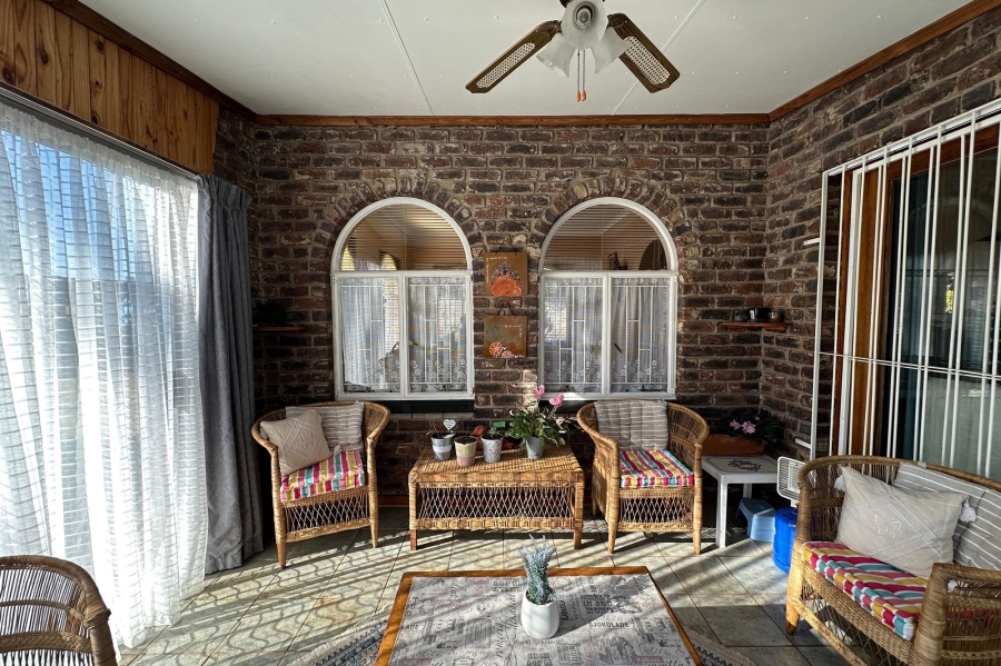 4 Bedroom Property for Sale in Aviary Hill KwaZulu-Natal