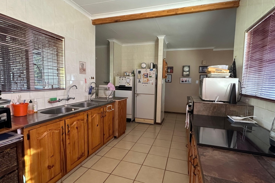 4 Bedroom Property for Sale in Aviary Hill KwaZulu-Natal
