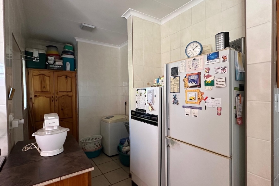 4 Bedroom Property for Sale in Aviary Hill KwaZulu-Natal