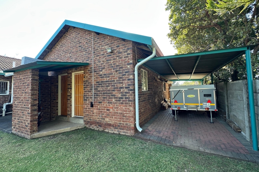 4 Bedroom Property for Sale in Aviary Hill KwaZulu-Natal