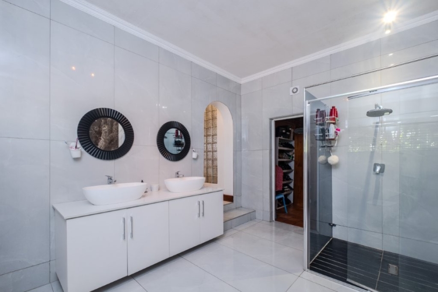 4 Bedroom Property for Sale in Glen Anil KwaZulu-Natal