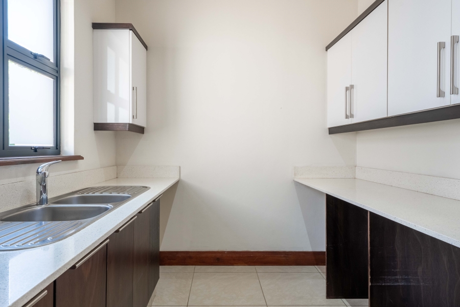 4 Bedroom Property for Sale in Cotswold Downs Estates KwaZulu-Natal