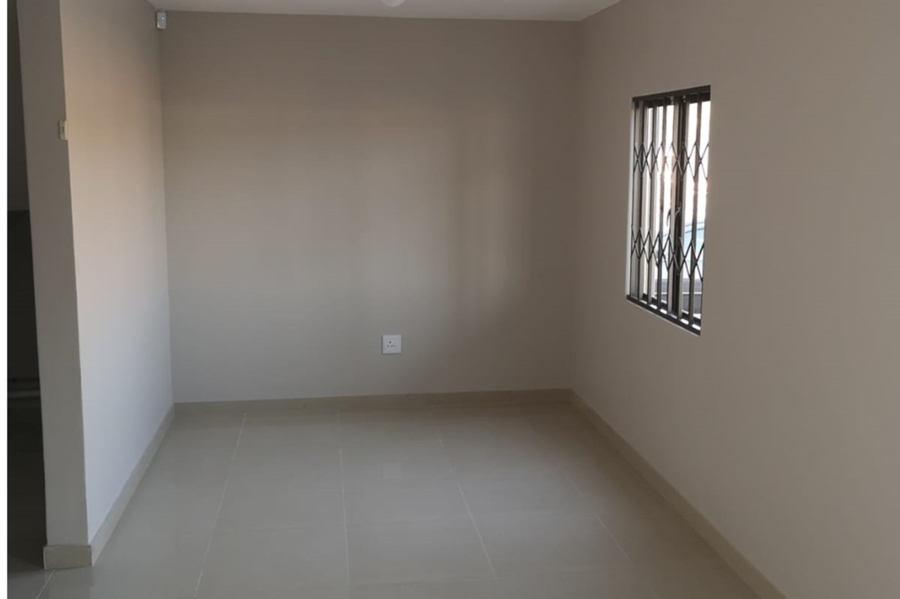 To Let 3 Bedroom Property for Rent in Northcroft KwaZulu-Natal