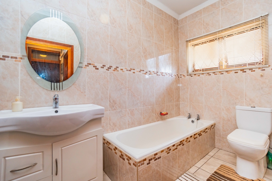 3 Bedroom Property for Sale in Carrington Heights KwaZulu-Natal