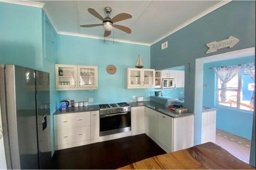 4 Bedroom Property for Sale in Winklespruit KwaZulu-Natal