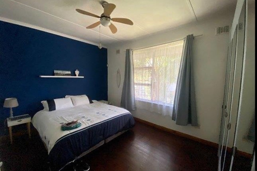4 Bedroom Property for Sale in Winklespruit KwaZulu-Natal