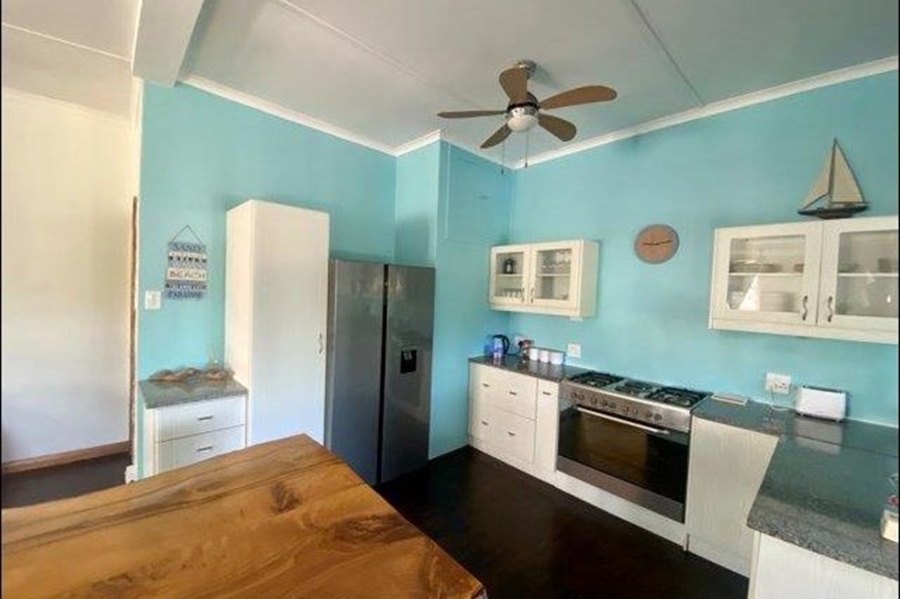 4 Bedroom Property for Sale in Winklespruit KwaZulu-Natal
