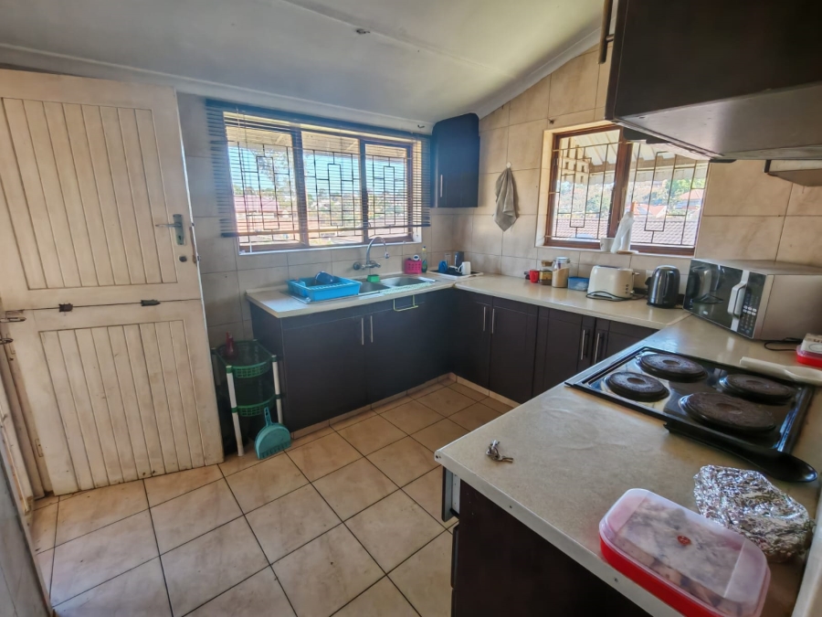 2 Bedroom Property for Sale in Bellair KwaZulu-Natal