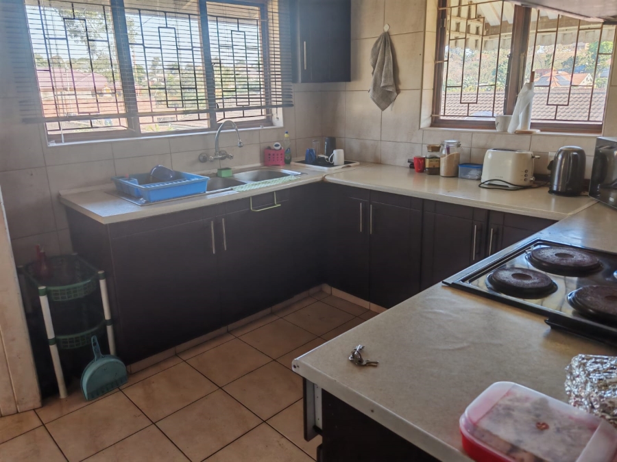 2 Bedroom Property for Sale in Bellair KwaZulu-Natal