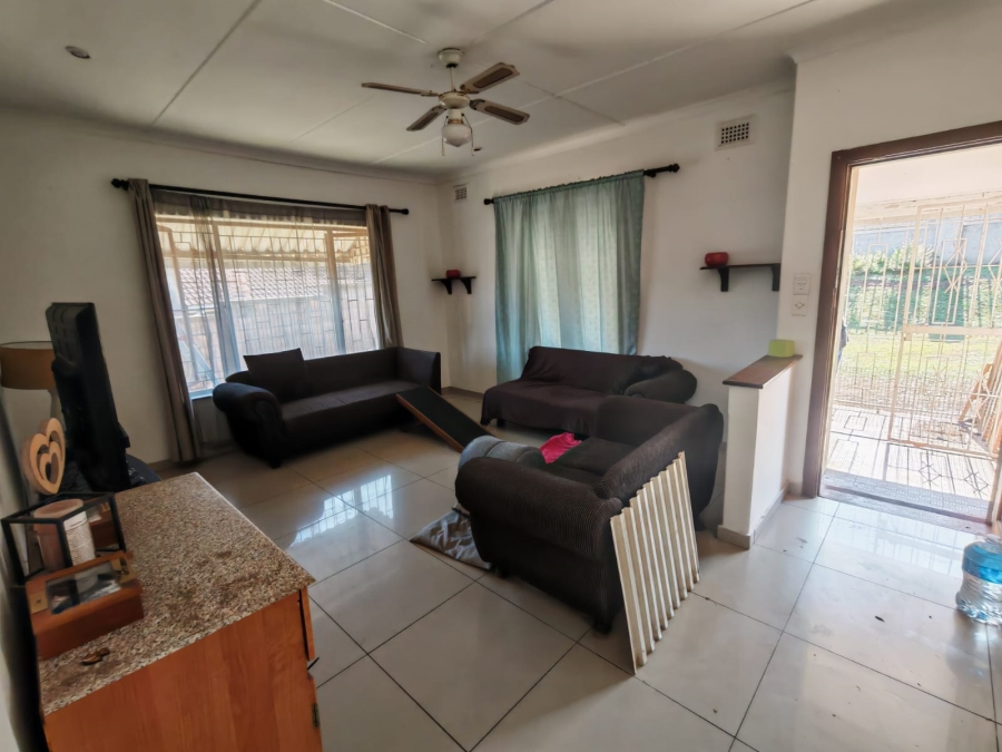 2 Bedroom Property for Sale in Bellair KwaZulu-Natal