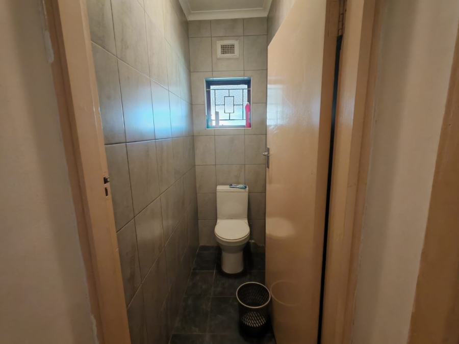 2 Bedroom Property for Sale in Bellair KwaZulu-Natal