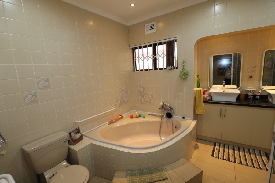 5 Bedroom Property for Sale in Atholl Heights KwaZulu-Natal