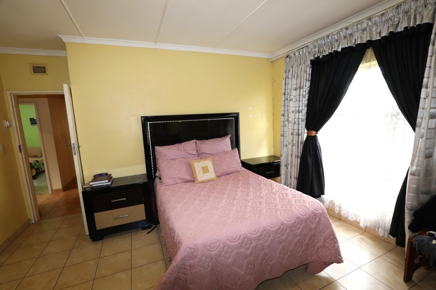 4 Bedroom Property for Sale in Westville Central KwaZulu-Natal