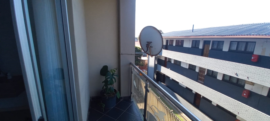 To Let 2 Bedroom Property for Rent in Morningside KwaZulu-Natal
