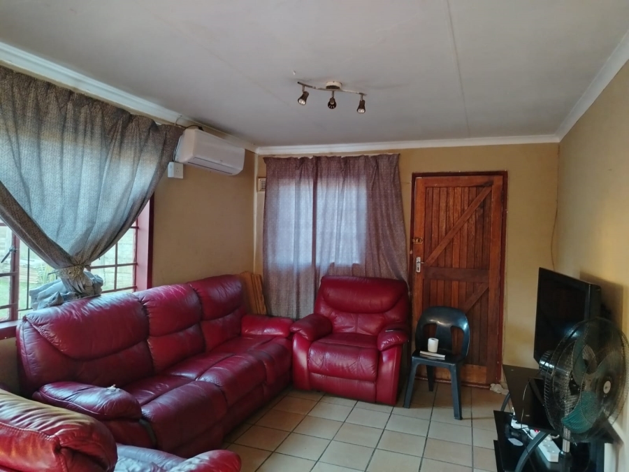 3 Bedroom Property for Sale in Brackenham KwaZulu-Natal