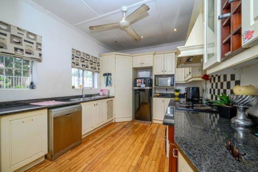 4 Bedroom Property for Sale in Durban North KwaZulu-Natal