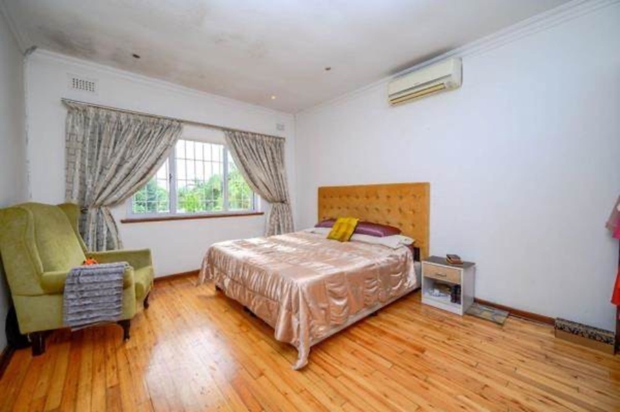 4 Bedroom Property for Sale in Durban North KwaZulu-Natal