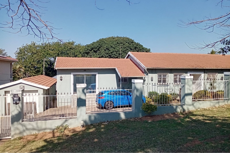 4 Bedroom Property for Sale in Durban North KwaZulu-Natal