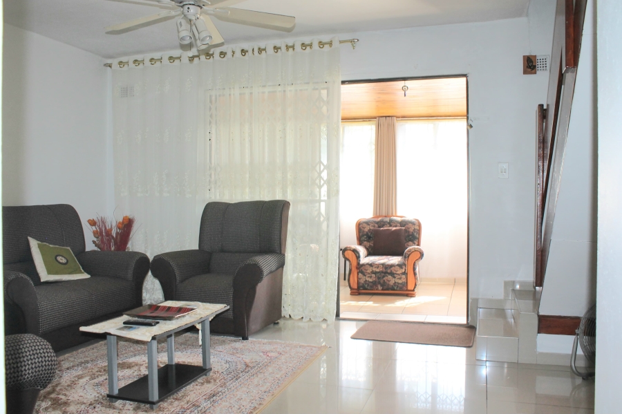 3 Bedroom Property for Sale in Lotus Park KwaZulu-Natal