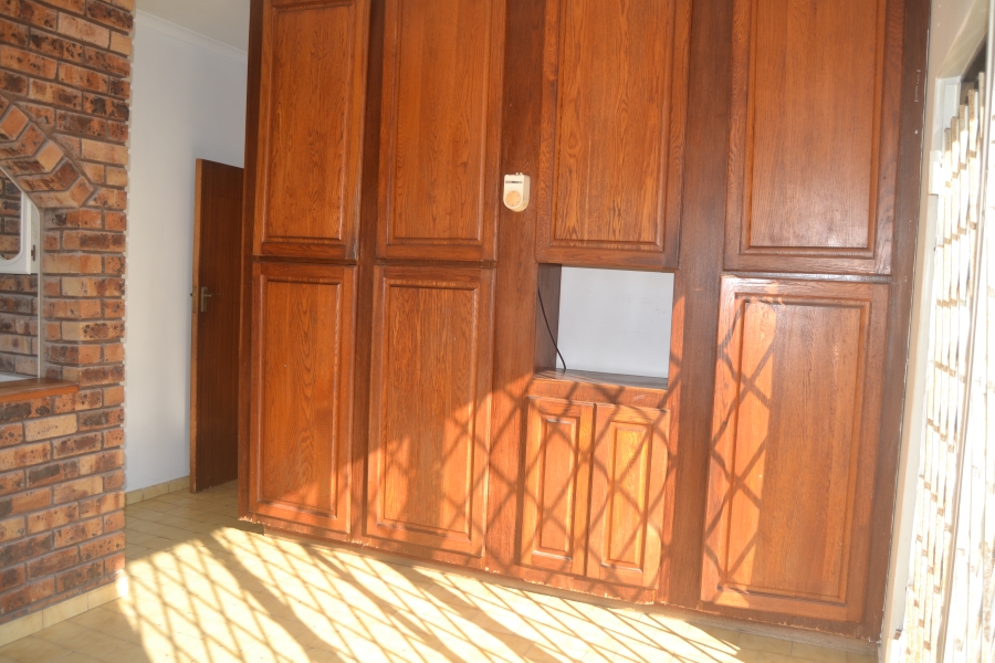 4 Bedroom Property for Sale in Scottburgh Central KwaZulu-Natal